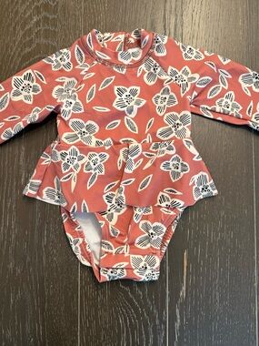 Hanna Andersson rust Floral Long-Sleeve Peplum Rashguard Swim